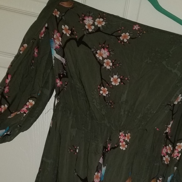 Romper - Picture 2 of 2